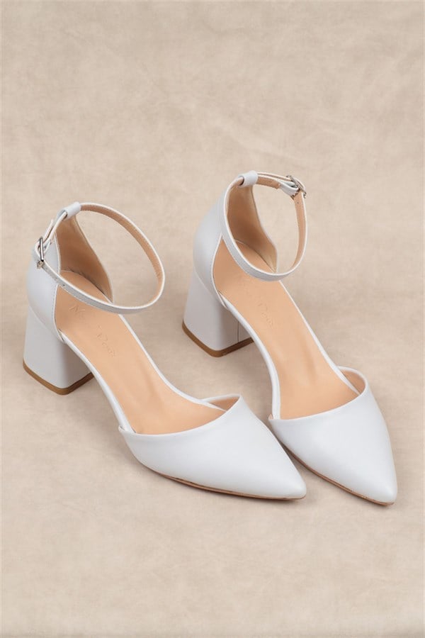 Amor Beyaz Topuklu Ayakkabı