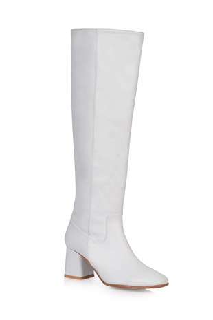 Grace Beyaz Mat Küt Burun Diz Altı Düz 5cm Topuklu Kadın Çizme