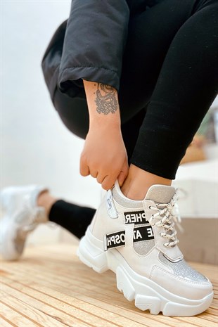 Shpere  Beyaz Gümüş Simli  Gizli Topuk  Tabanlı 4Cm Taban:3Cm Toplam:7Cm Sneakers
