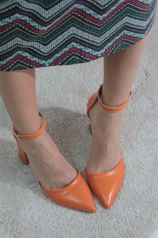 Valeri Orange Mat Sivri 8Cm Kalın Topuklu Kadın Ayakkabı