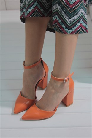 Valeri Orange Mat Sivri 8Cm Kalın Topuklu Kadın Ayakkabı